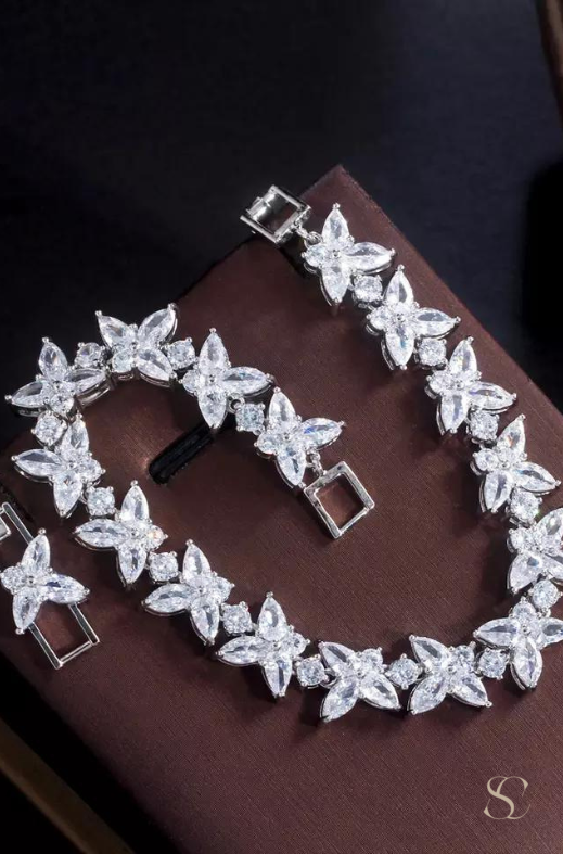 Little flowers Brazalete