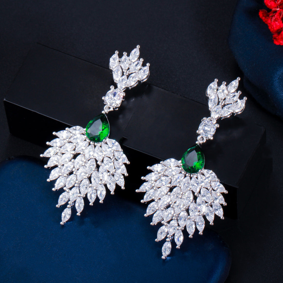 Hojas Zirconitas