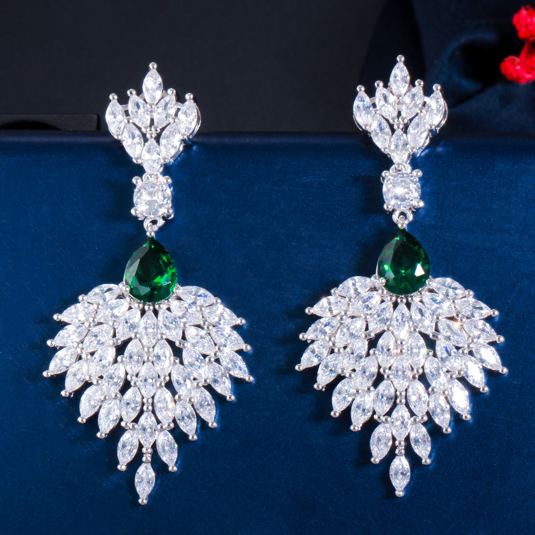 Hojas Zirconitas
